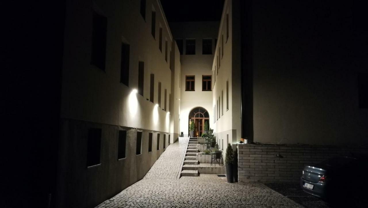 Penzion Stastny Medved Znojmo Dış mekan fotoğraf
