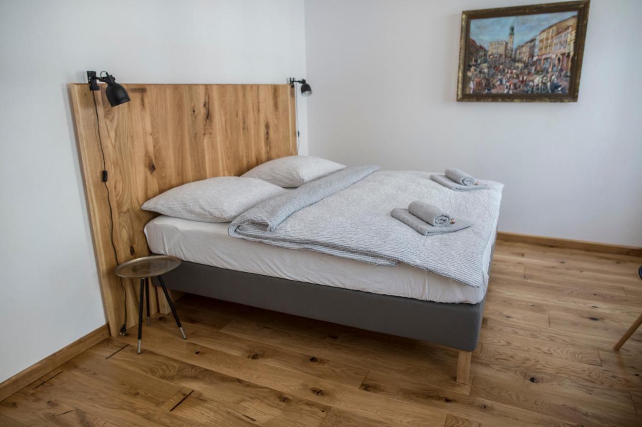 Penzion Stastny Medved Znojmo Dış mekan fotoğraf